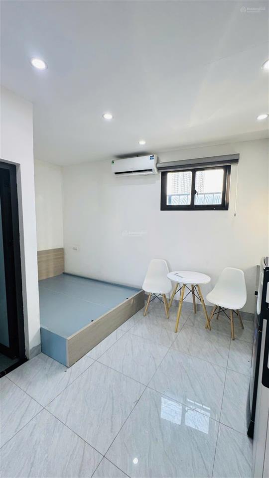 Cho thuê căn hộ dịch vụ kép kín 122 yên hòa cầu giấy hà nội, phòng đẹp thang máy đầy đủ pccc