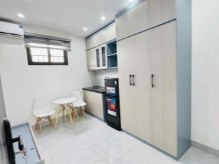 Cho thuê căn hộ dịch vụ kép kín 122 yên hòa cầu giấy hà nội, phòng đẹp thang máy đầy đủ pccc