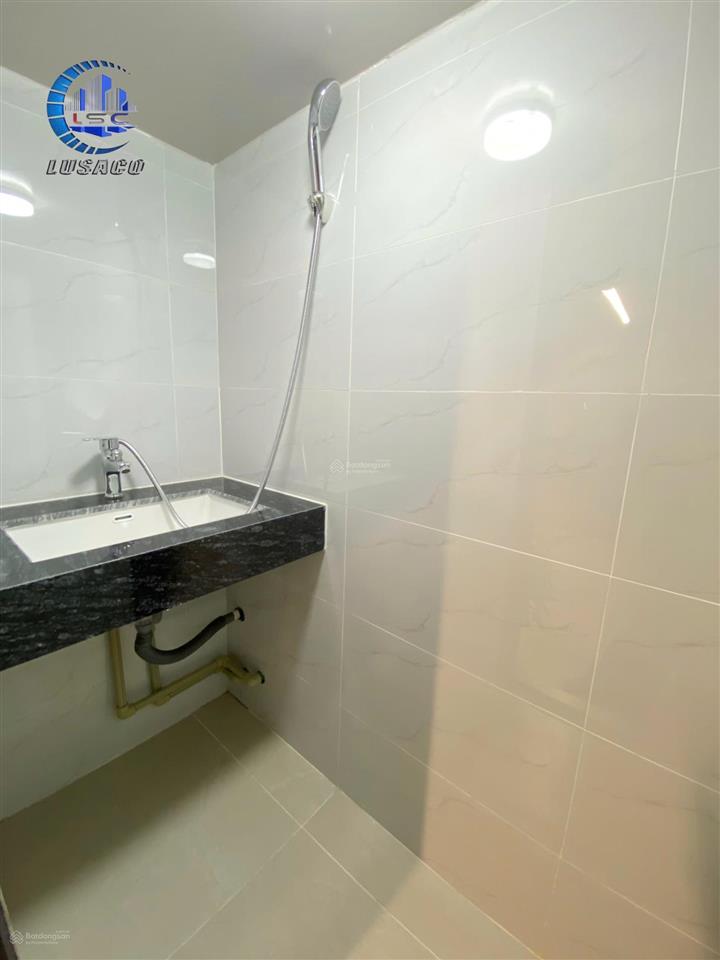 Cho thuê căn hộ khép kín 25 triều khúc, thanh xuân nhà đẹp đầy đủ nội thất, pccc, vào được luôn