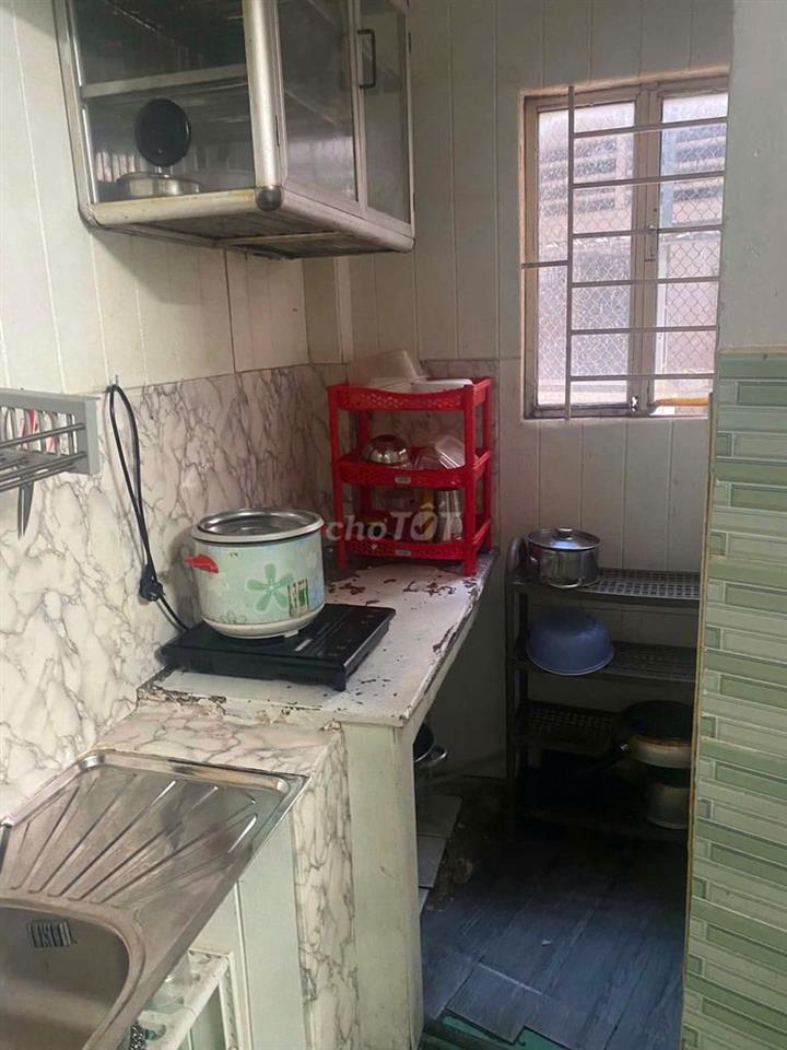 Chỉ 7 triệu cho nhà nguyên căn 1tret2lau ngã 6 GV,đường oto, 2PN,2 TL