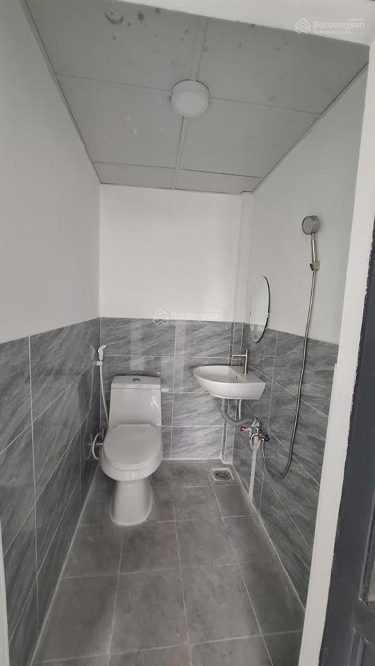 Siêu sốc! 4tỷ150 có ngay nhà 4x9m mt ôtô đỗ cửa lê đình cẩn, bình tân