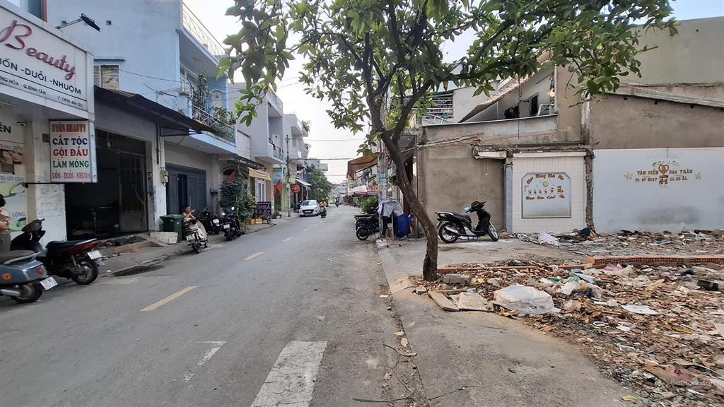 Bán đất mặt tiền đường 688 tân kỳ tân quý, bình hưng hòa, bình tân  75,2m², sổ riêng