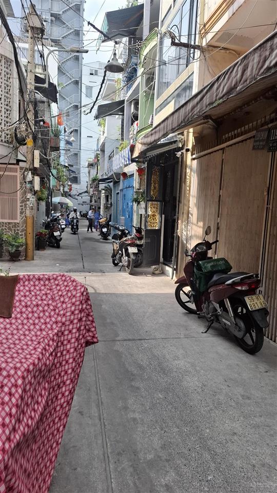 Bán nhà nguyễn văn cừ quận 5 hxh 4m thông 5 tầng 2 mặt hẻm full nội thất 7,25 tỷ