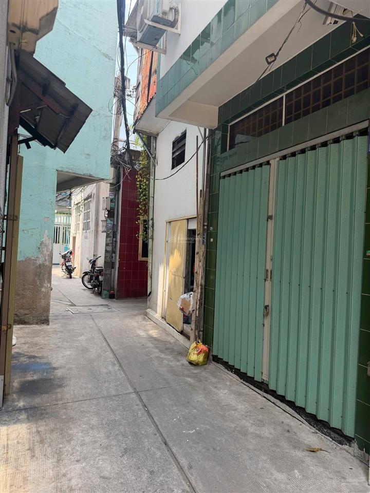 Nhà lý thái tổ quận 10  3 tầng btct  ở ngay  giá 4.38 tỷ