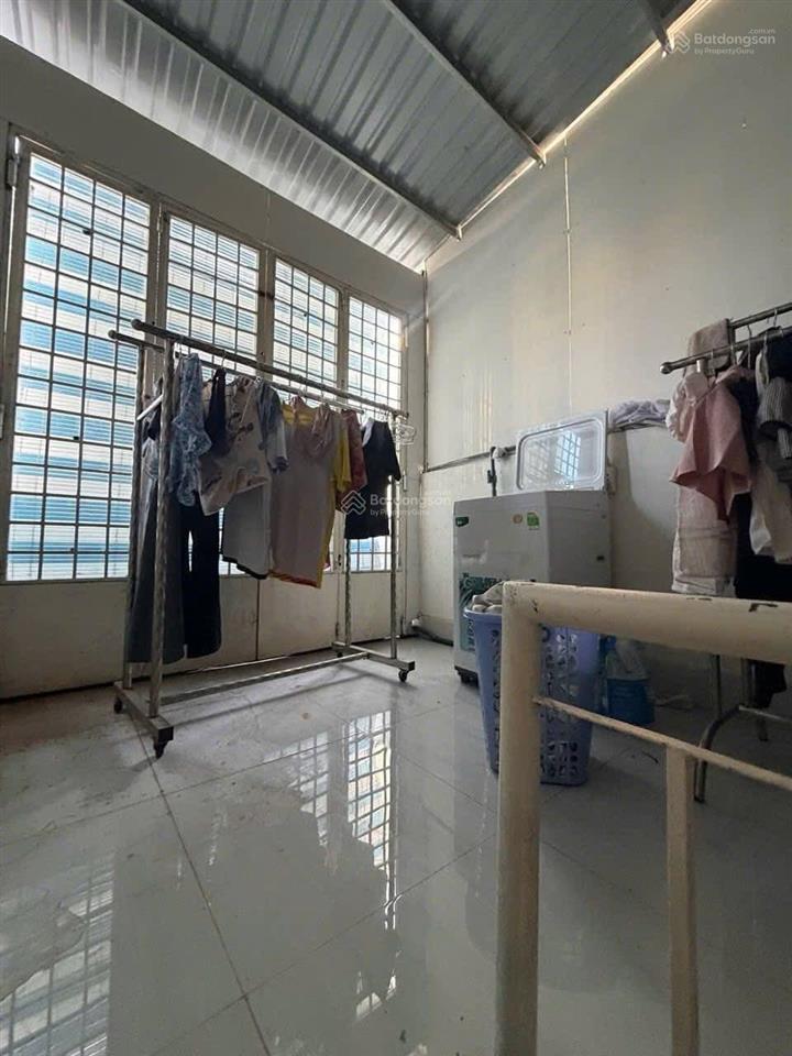 Nhà lý thái tổ quận 10  3 tầng btct  ở ngay  giá 4.38 tỷ