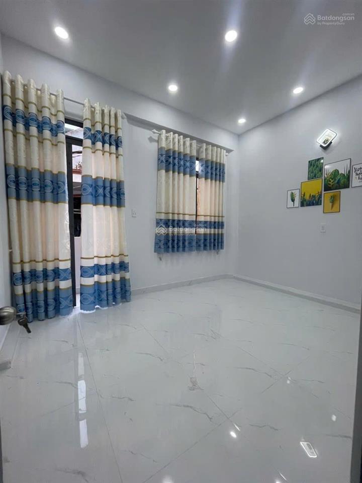 Bán nhà lê đình cẩn, bình tân  giá chỉ 4.25 tỷ, sát quận 6