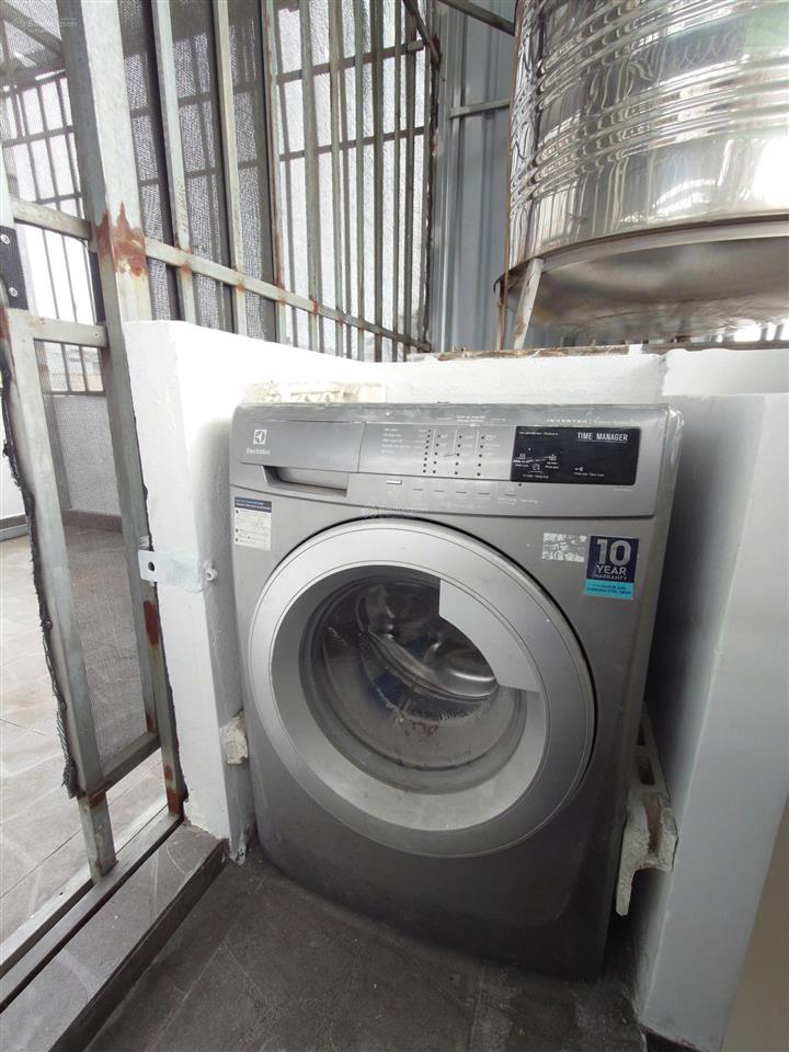Bán nhà mặt tiền trần văn đang quận 3 4 tầng đẹp lung linh giá chỉ 3,35 tỷ