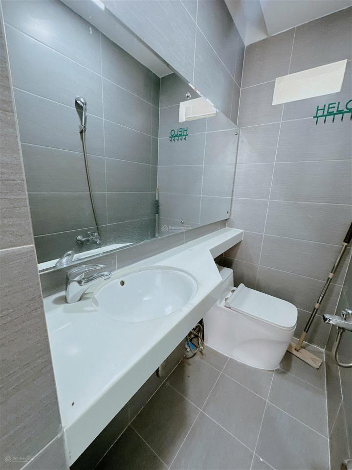 Bán nhà mặt tiền trần văn đang quận 3 4 tầng đẹp lung linh giá chỉ 3,35 tỷ