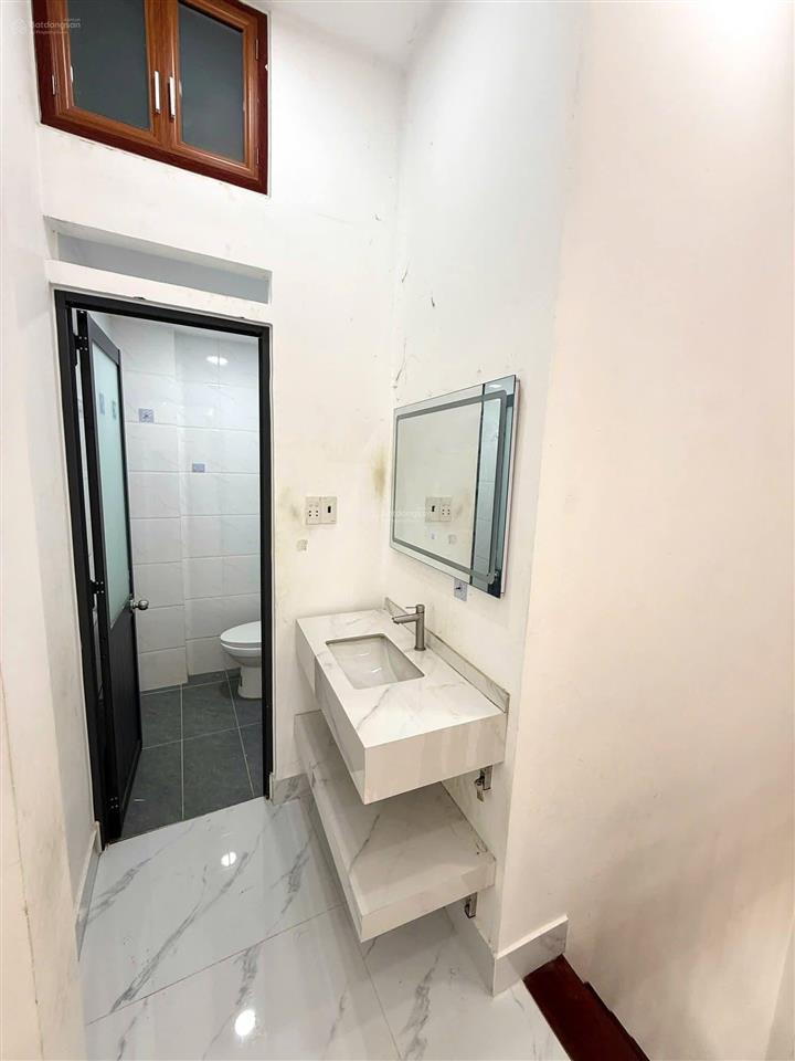 Nhà nguyễn trãi quận 5  1 lầu btct  26m²  hẻm thông  chỉ 2,8 tỷ