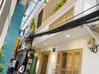 Bán nhà vĩnh viễn q10, cách mặt tiền 3 căn, 35m², 4,18 tỷ