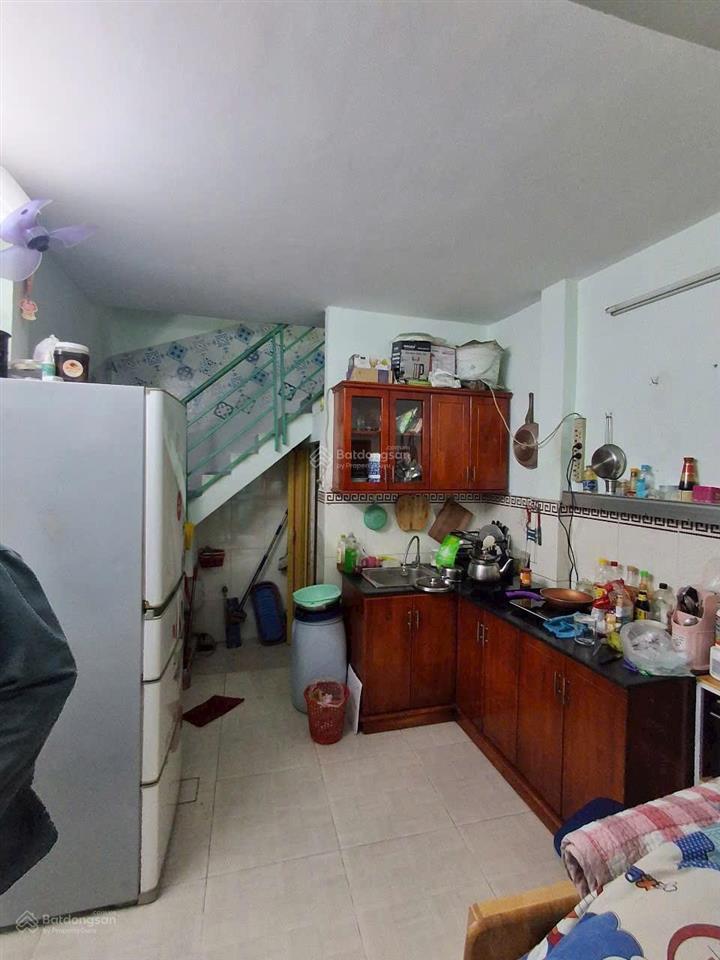Bán nhà đường 8b bình tân giá 1,85 tỷ 3x5m, 3 tầng, 2pn