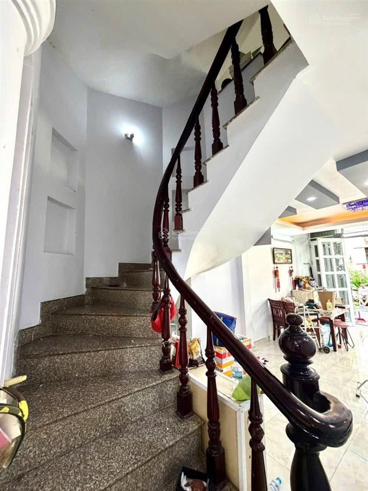 Nhà đẹp hòa thạnh, xe hơi đỗ cửa btct 4 tầng, dtsd 237m2, giá chỉ 8,28 tỷ