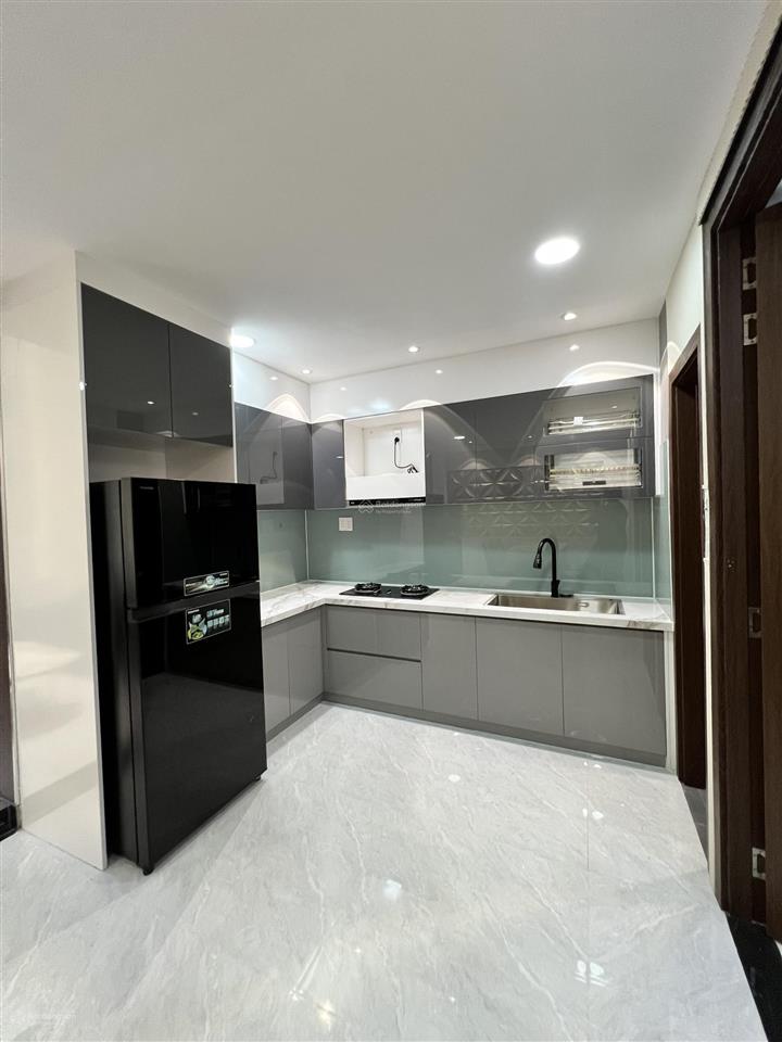 Bán nhà đẹp gác lửng gần cầu vượt ngã ba huế , diện tích 55m2 ngang gần 5m giá 3tỷ35 thương lượng.