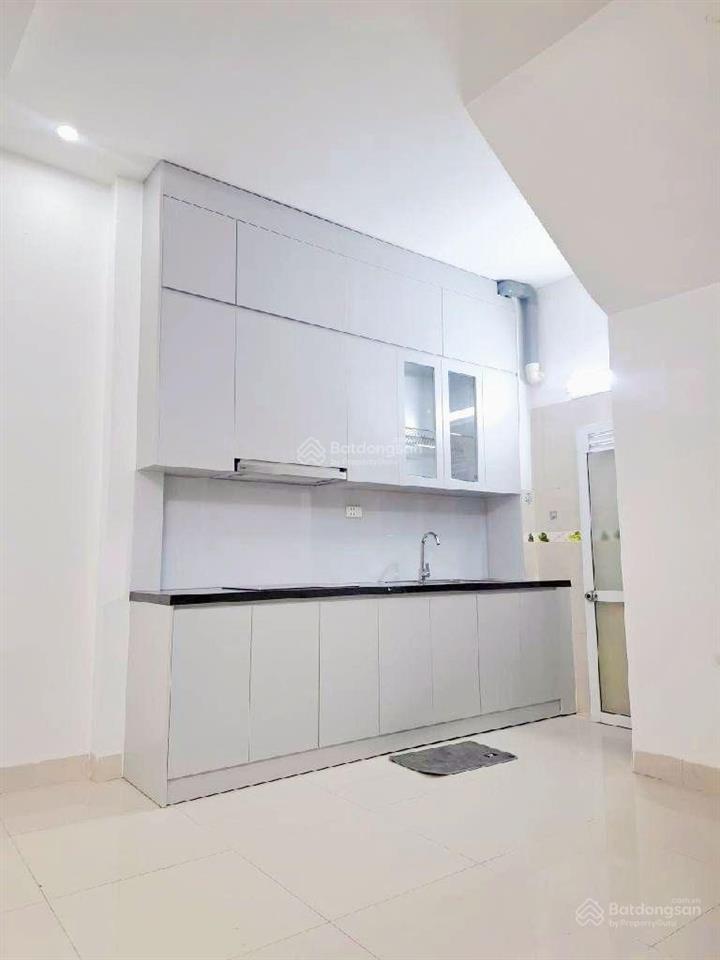 B.á.n gấp nhà 5 tầng yên phúc hà đông,ô tô đỗ gần, nhà xây chắc chắn, full nội thất ở ngay