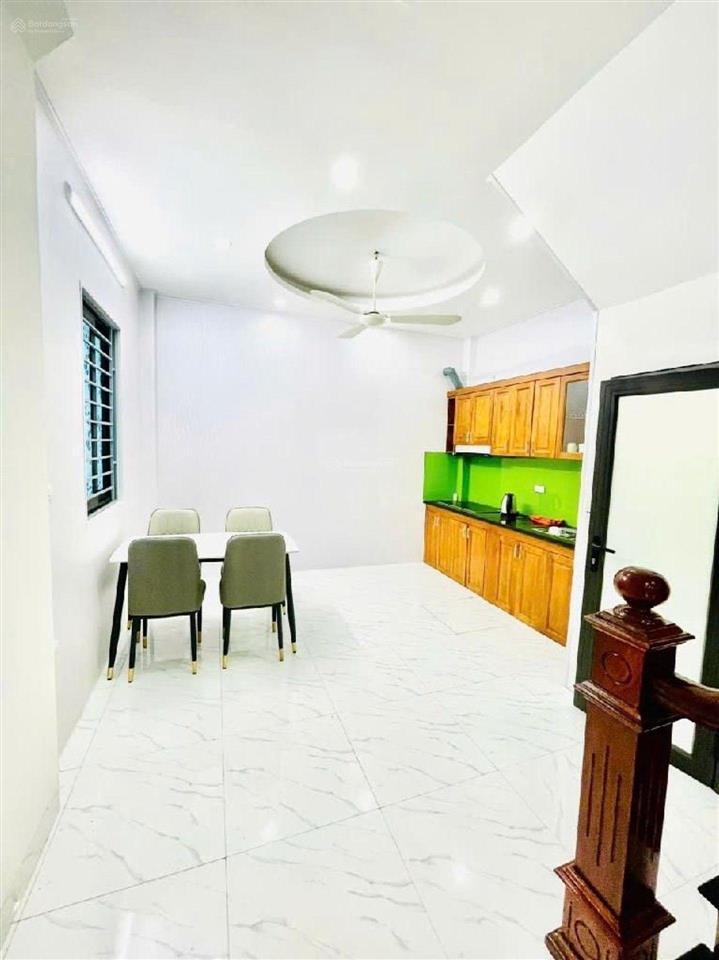 G.ấ.p yên nghĩa  38m2  5 tầng  lô góc  ô tô  chỉ 6 tỷ.