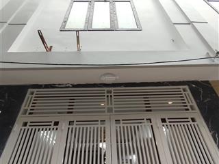 Căn duy nhất biên giang nhà mới ô tô đỗ cổng chỉ nhỉnh 3 tỷ