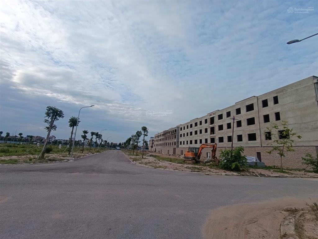 Bán đất nền dự án tại thân nhân trung, 3,9 tỷ, 90 m2