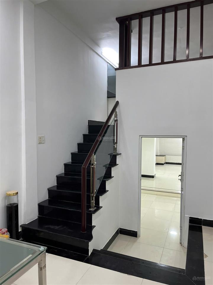 Bán nhà 9,2 tỷ dts 127,305m2 đường nguyễn trãi, phường bến thành, quận 1