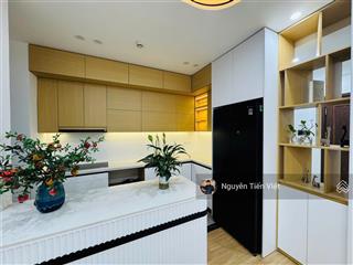 Em cho thuê ch đẹp ở capital elite, 119m2 giá 20tr/tháng full nội thất.