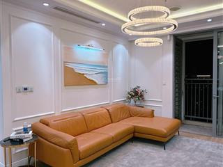 Cần bán căn hộ 4pn góc park 11 times city diện tích 150m2 view quảng trường ban công rộng