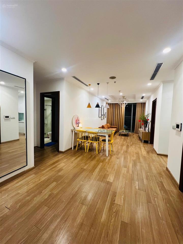Gia đinh cần bán căn hộ 120m2 park 11  căn hộ 3 phòng ngủ thoáng đáng giá 14.5 tỷ,  0838 026 ***