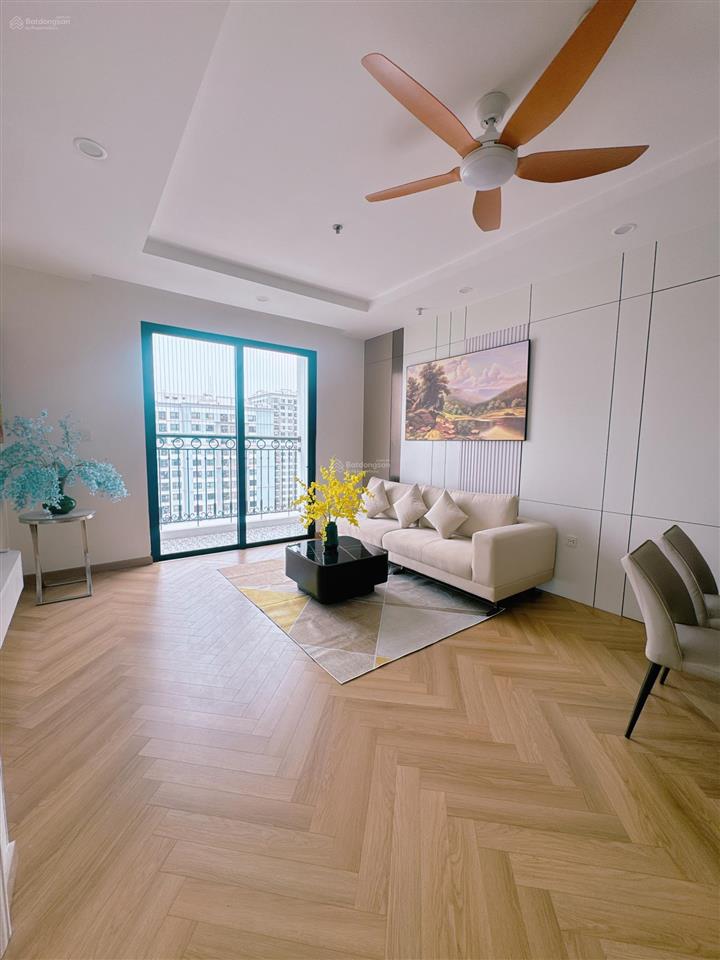 Bán gấp căn 2 phòng ngủ giá 8,3 tỷ   xem nhà 0838 026 ***