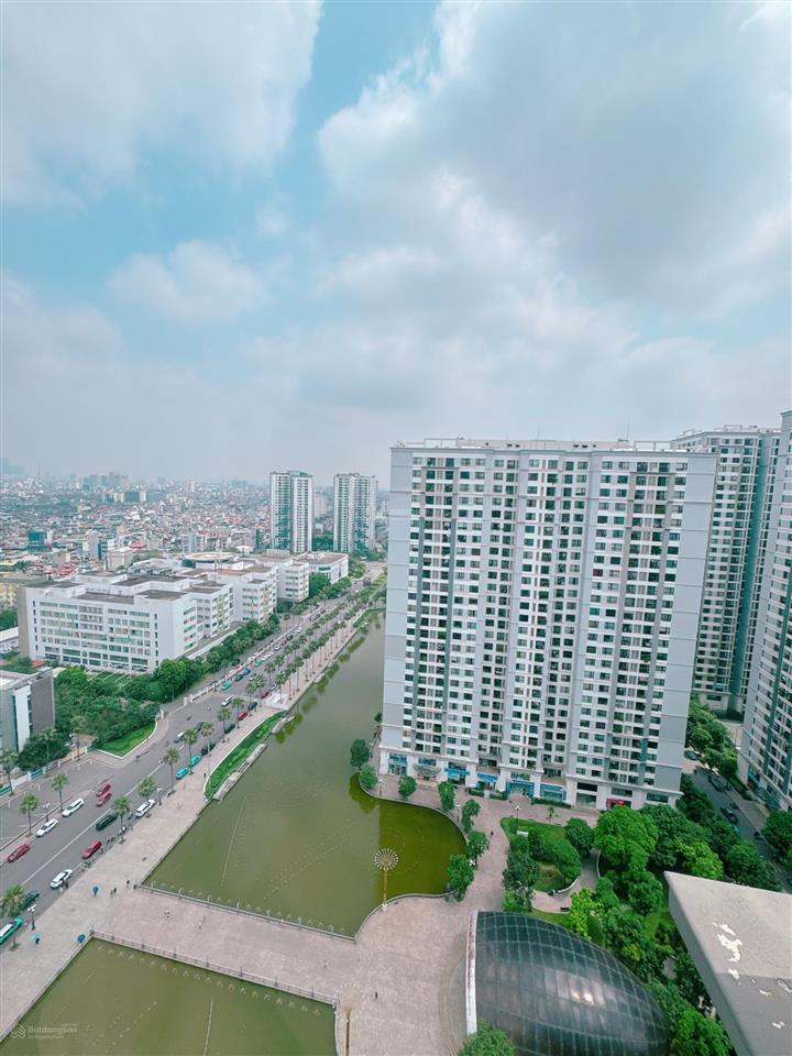 Bán gấp căn 2 phòng ngủ giá 8,3 tỷ   xem nhà 0838 026 ***