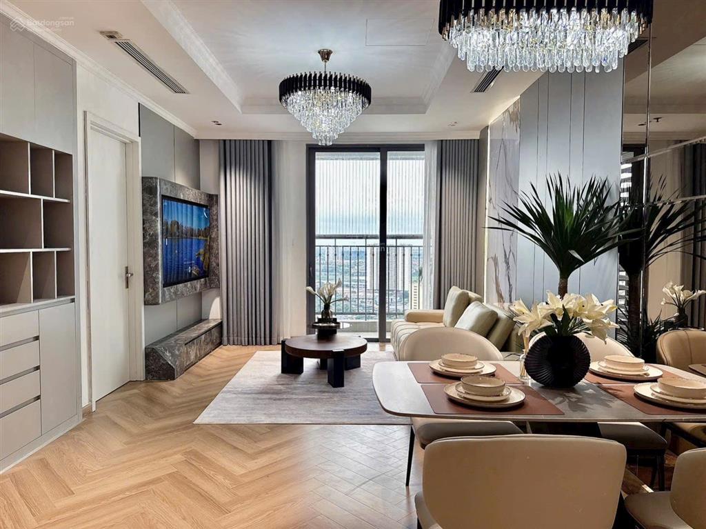 Chính chủ gửi bán 81.3m2 toà p06  ban công đông nam tầng đẹp view thoáng hiếm nhà bán