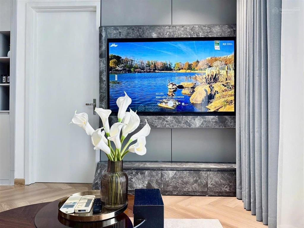 Chính chủ gửi bán 81.3m2 toà p06  ban công đông nam tầng đẹp view thoáng hiếm nhà bán