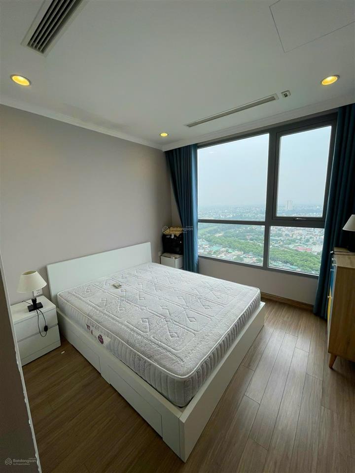 Chính chủ cần bán căn góc 3pn sáng đông nam toà p05 tầng trung view không bị chắn toà 0838 026 ***