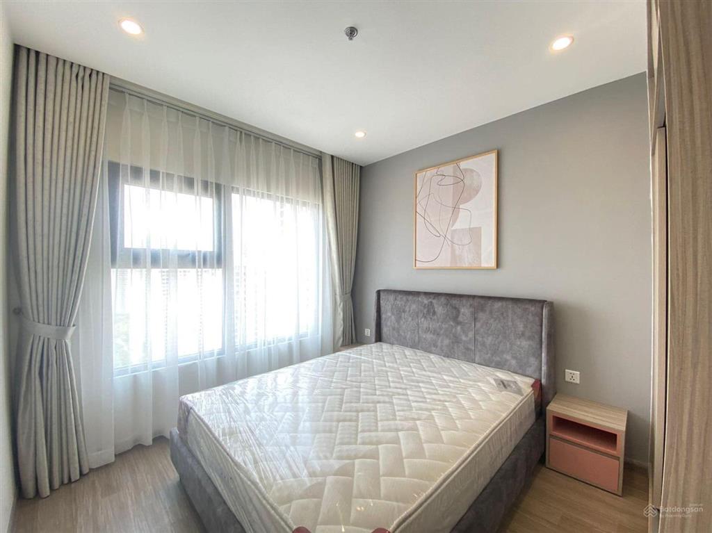 Bán gấp ch vinhomes grand park 2pn+ căn góc 69m2 giá 3.2 tỷ.  0938 361 ***