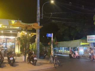 Nhà Nguyên Căn cho thuê dài hạn - Hẻm Xe Hơi trước sau