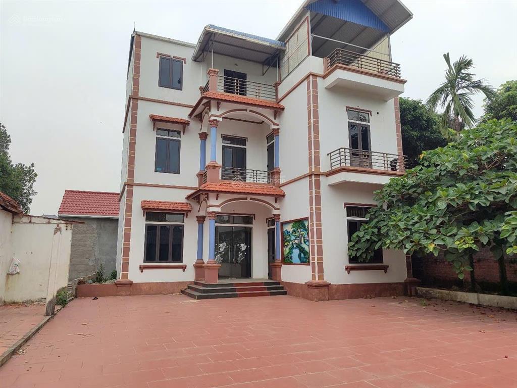 Bán lô đất 587m2/200m2 thổ cư có nhà 3 tầng khang trang tại tân tiến, hà nội