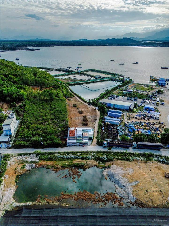 Đất ở đô thị gần biển dốc lết chỉ 750 triệu/nền