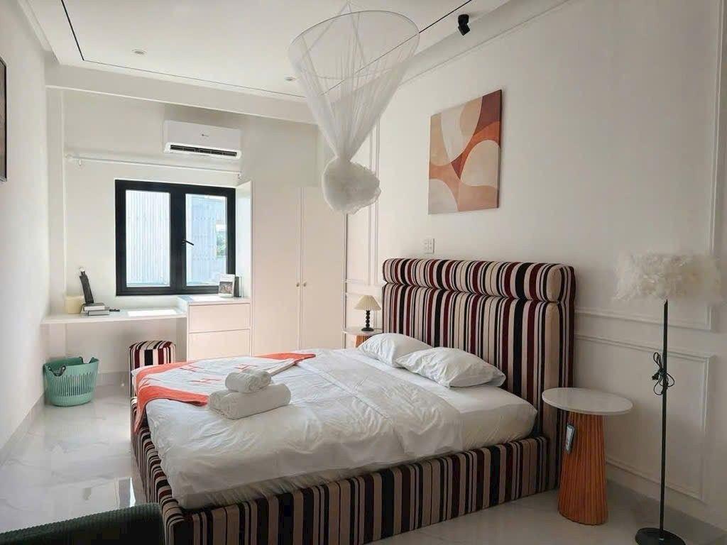 🔥 HOMESTAY 3 TẦNG ĐƯỜNG CHÍNH HỮU – 66M² – DÒNG TIỀN 40 TRIỆU/THÁNG – 15.X TỶ 🔥