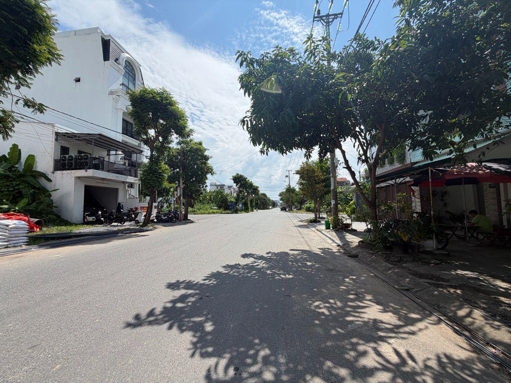 💥 ĐẤT MẶT TIỀN NGHIÊM XUÂN YÊM – NAM VIỆT Á | 95M² | NHỈNH 9 TỶ 