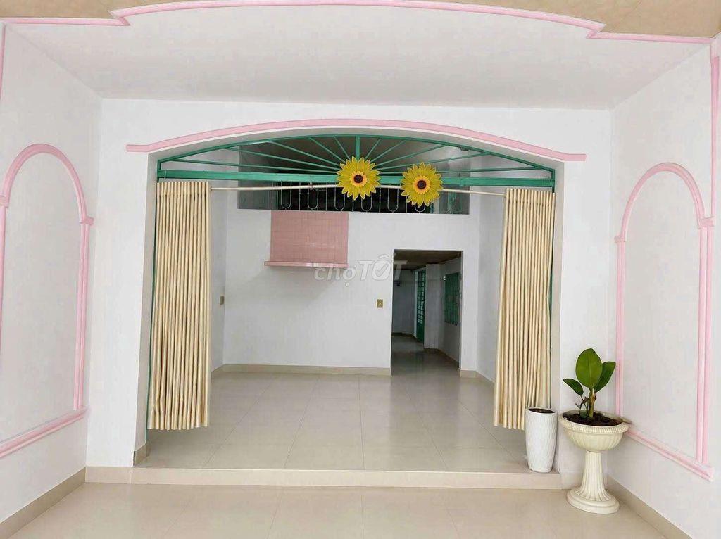 Cho thuê nhà C4 nguyên căn 01PN ,gác suốt ngăn 2P ngủ-  P.Tân Hưng Q7