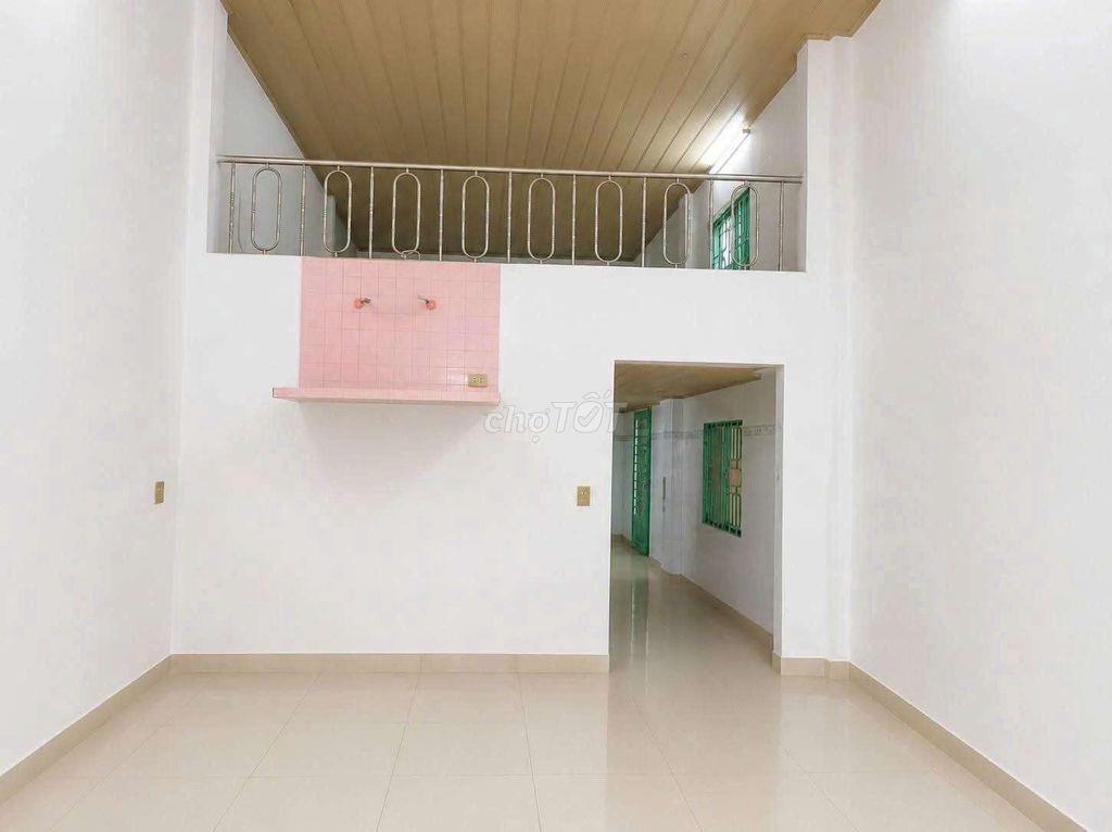 Cho thuê nhà C4 nguyên căn 01PN ,gác suốt ngăn 2P ngủ-  P.Tân Hưng Q7