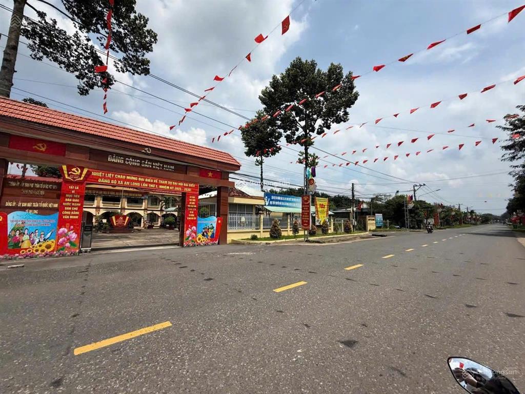 Cần tiền bán nhanh lô đất ngay cổng kcn an linh 1000hec, 250m2 giá 550tr shr