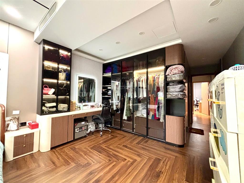 Bán nhà đẹp, giá tốt, nhà 3 tầng tại đường lê đình dương, hải châu, đà nẵng
