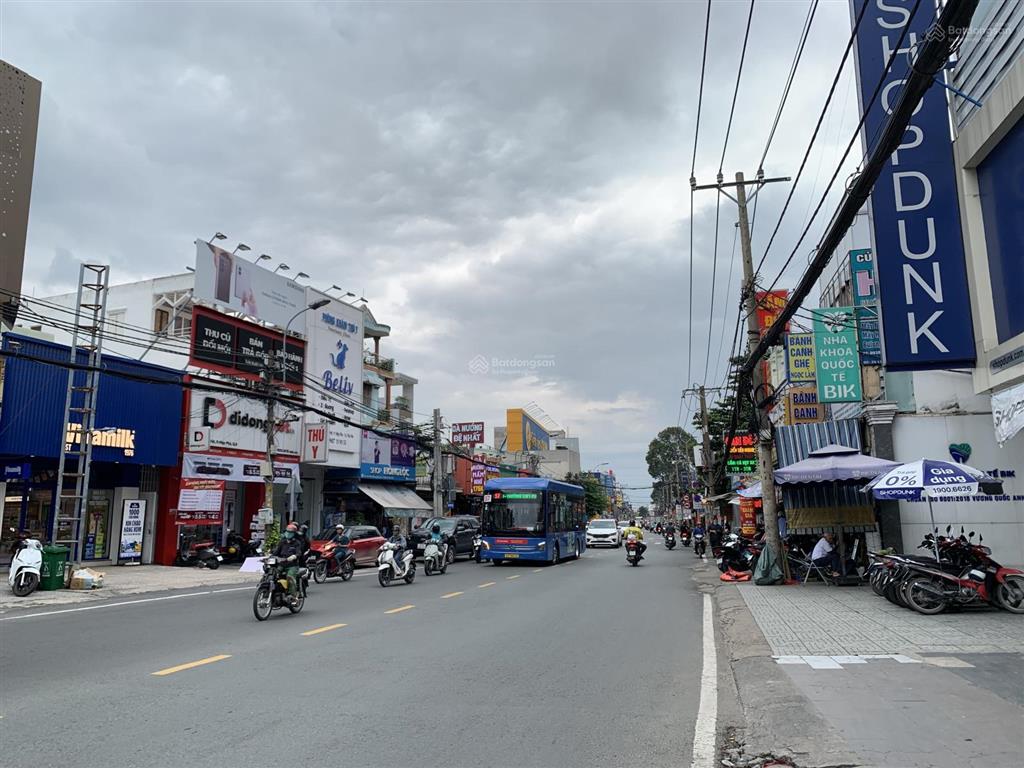 Cho thuê tòa nhà 7 tầng lê văn việt, tp. thủ đức