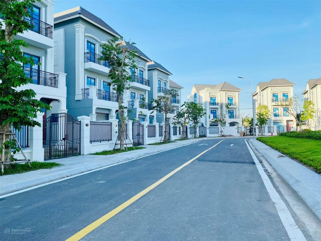 Biệt thự đơn lập view sông tắc, nở hậu lớn, đơn giá chỉ 120tr/m2