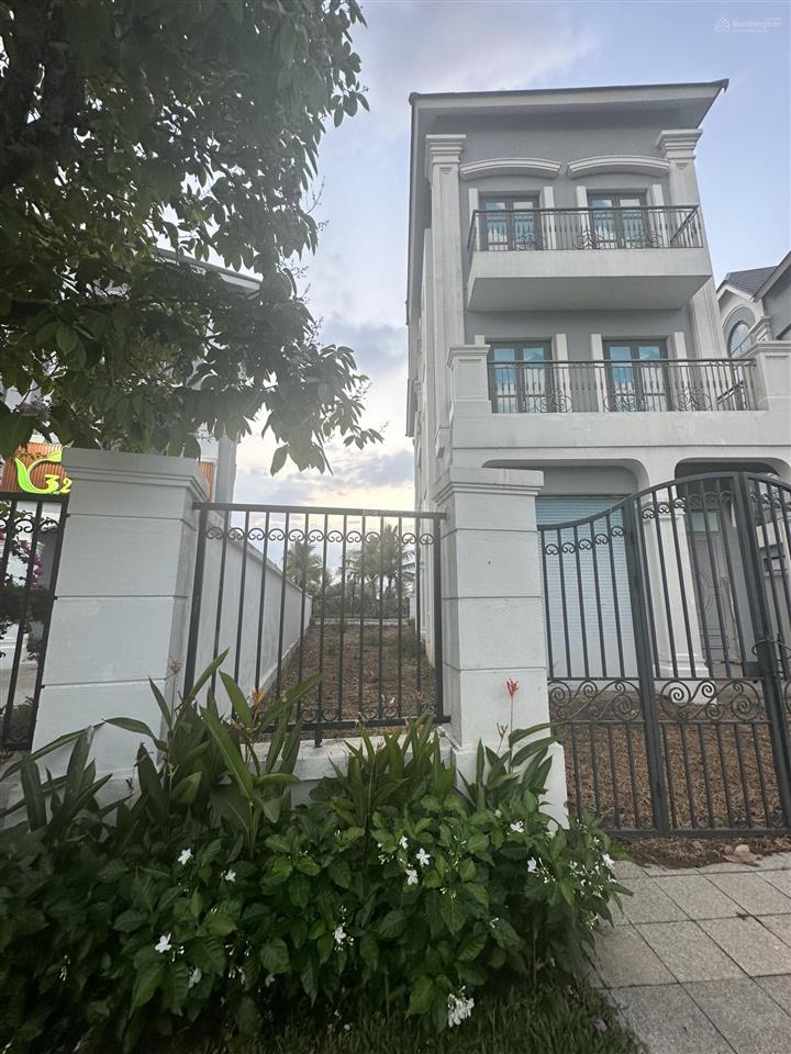 Biệt thự đơn lập view sông tắc, nở hậu lớn, đơn giá chỉ 120tr/m2