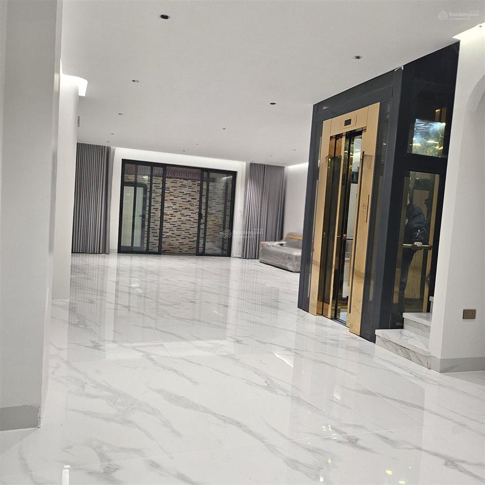 Cho thuê sàn tầng 1 hoàn thiện đẹp khu đô thị lê trọng tấn hà đông