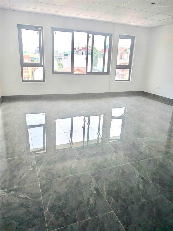 Cho thuê nhà hoàn thiện đẹp có thang máy khu c geleximco, lê trọng tấn