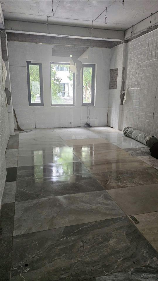 Cho thuê liền kề hoàn thiện cơ bản khu geleximco lê trọng tấn