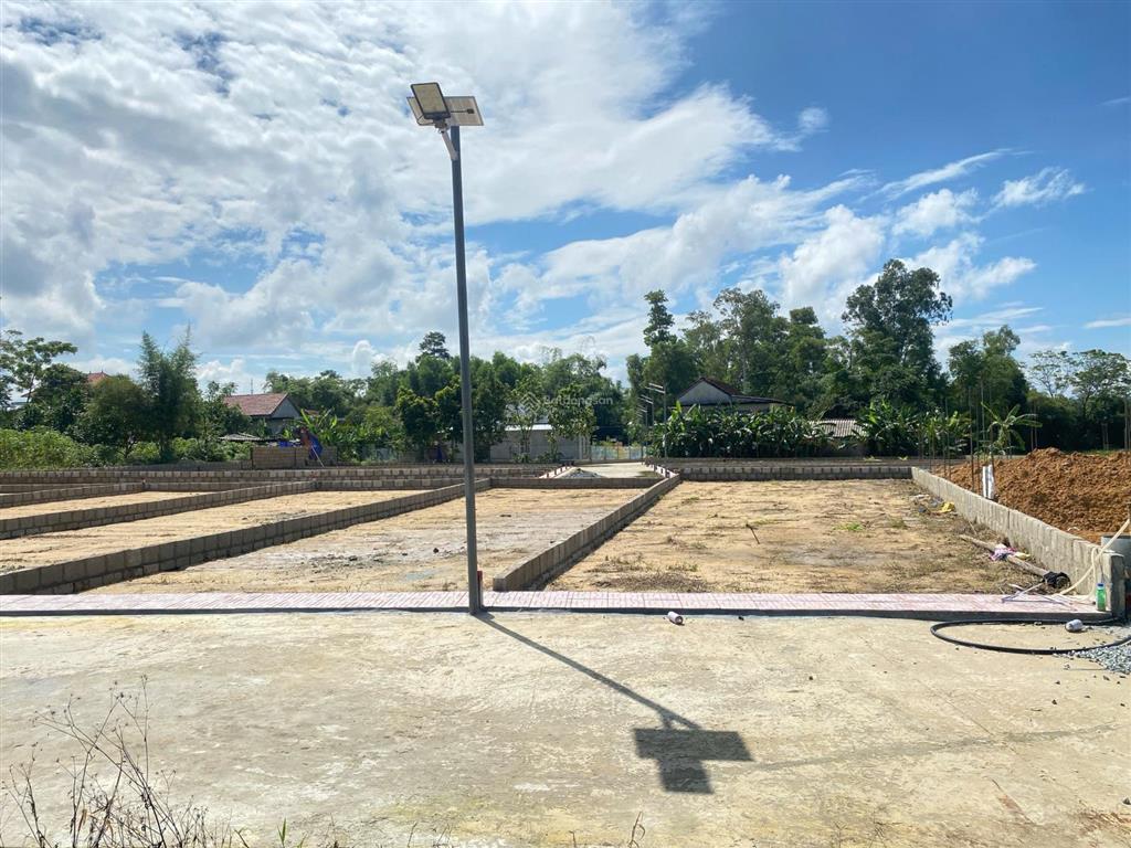 Đất vị trí đẹp hương trà sát kcn, gần siêu thị go!, giá 550 triệu sát mặt tiền trần bạch đằng