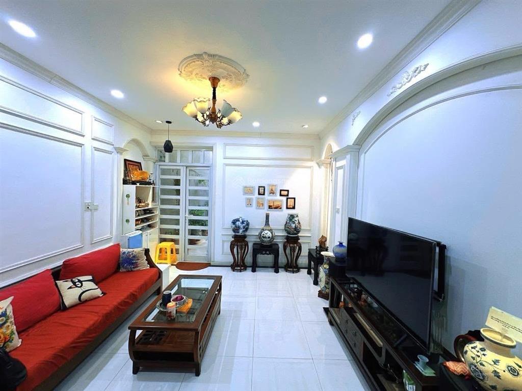 Thái hà  trung tâm đống đa  ô tô đỗ cửa  nhà dân xây chắc chắn  rộng thoáng  60m*4t  16.5tỷ