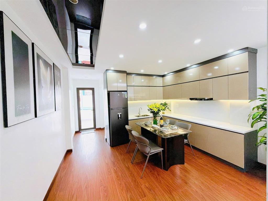 Trung tâm thanh xuân  nhà mới ở luôn  thang máy  47m*5t  full nội thất  10.95tỷ