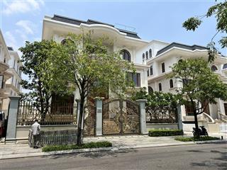Ngộp bank bán gấp biệt thự 13x17m 3 tầng ngay city land giá chỉ 19.9 tỷ